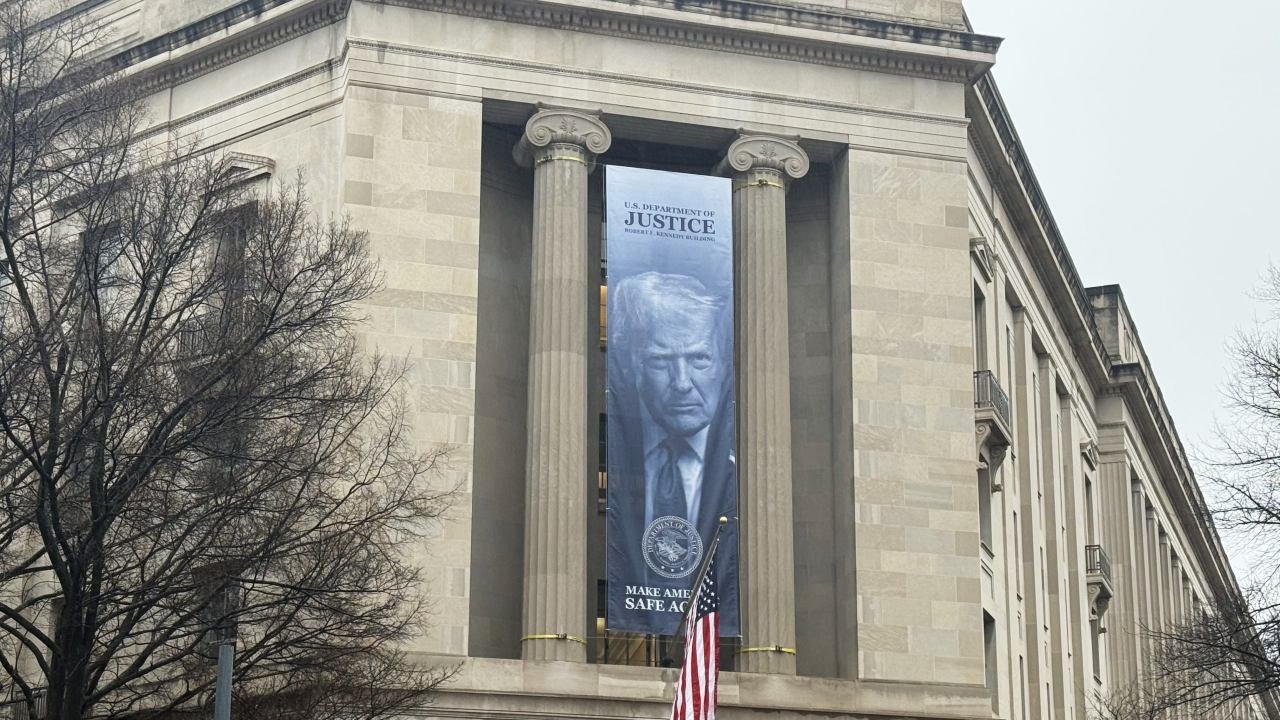 Trump Hangs MASSIVE Portrait Of Himself On DOJ HQ Declaring “MAKE AMERICA SAFE AGAIN”