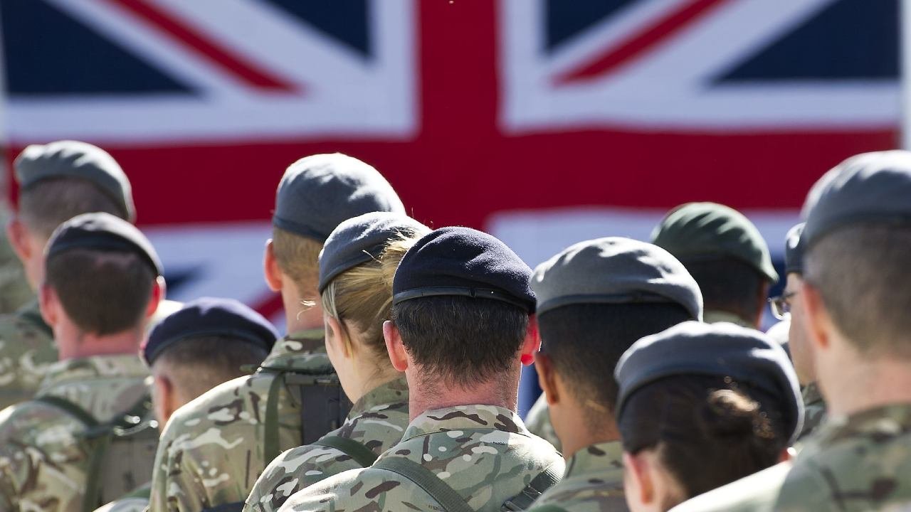 As War Rages In Iran, UK MoD Surveys Troops On Wearing Makeup And Nail Polish - modernity