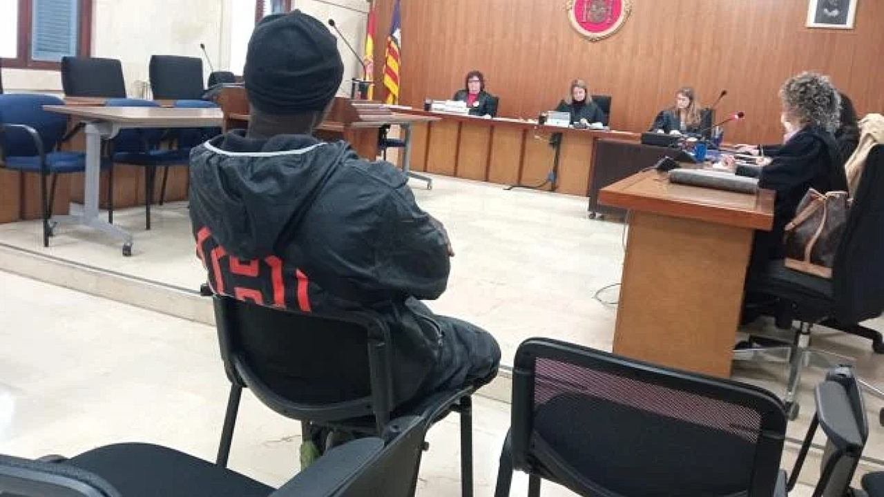 Spain: Senegalese Migrant Who RAPED 14-Year-Old Girl Avoids Prison; Only Fined