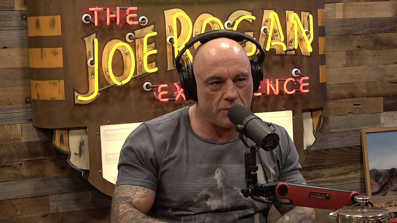 Joe Rogan Reveals What Trump Actually Said To Him In ‘Awkward’ UFC Convo