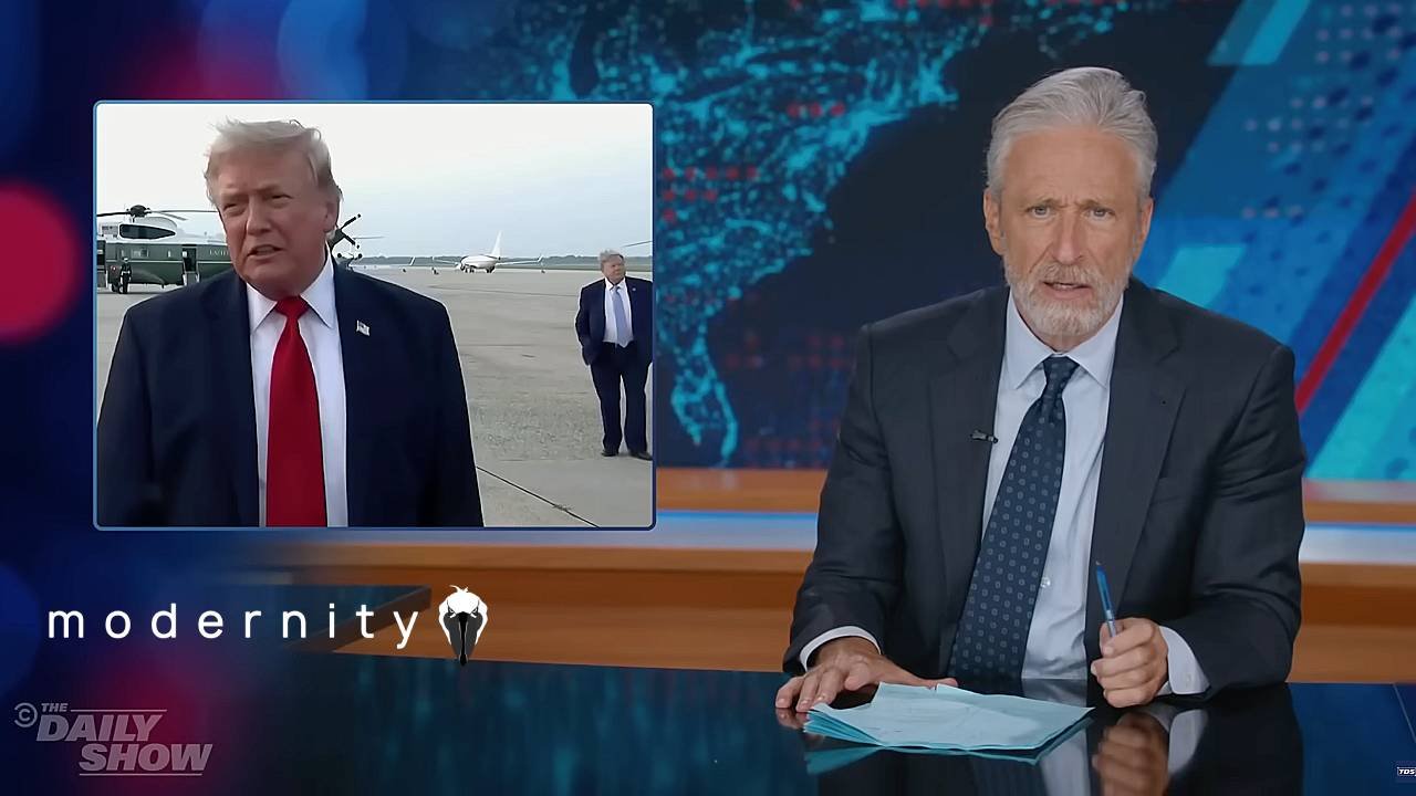 &ldquo;Who The F*** Is This?&rdquo;: Jon Stewart Thinks He Discovered Trump&rsquo;s BODY DOUBLE - modernity