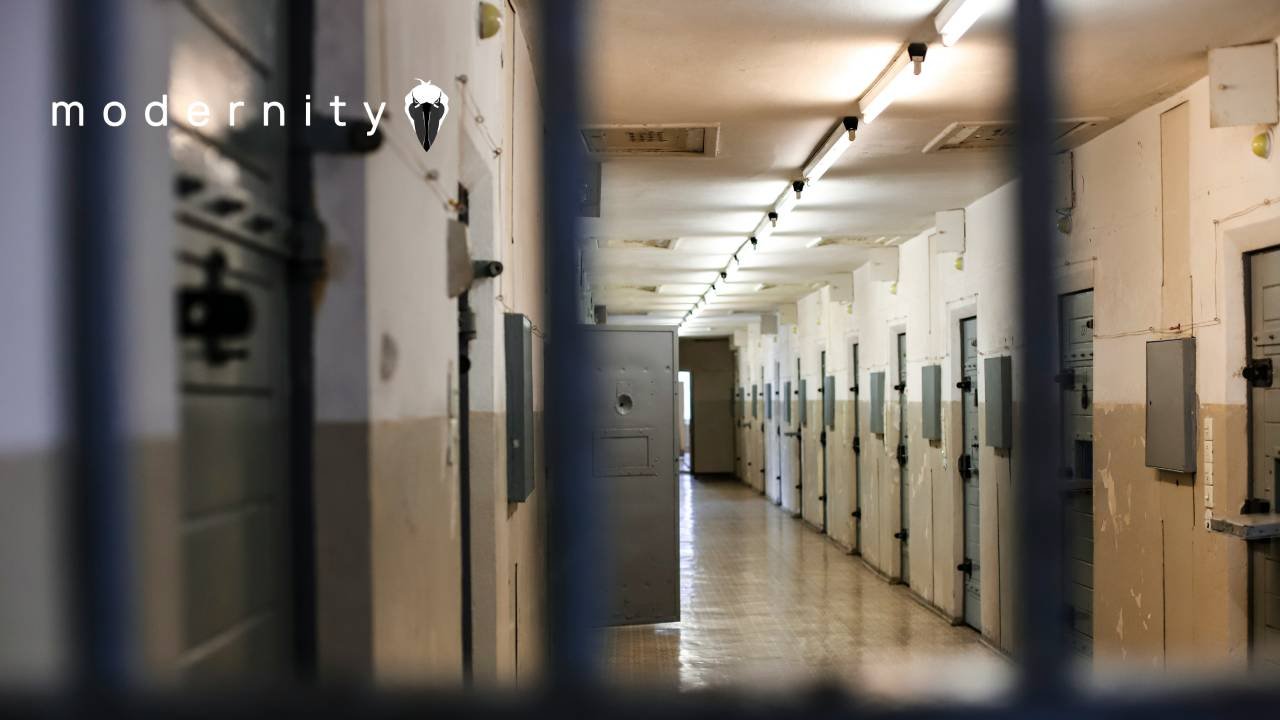 White Prisoners Being FORCED To Convert By Muslim Gangs: Report - modernity